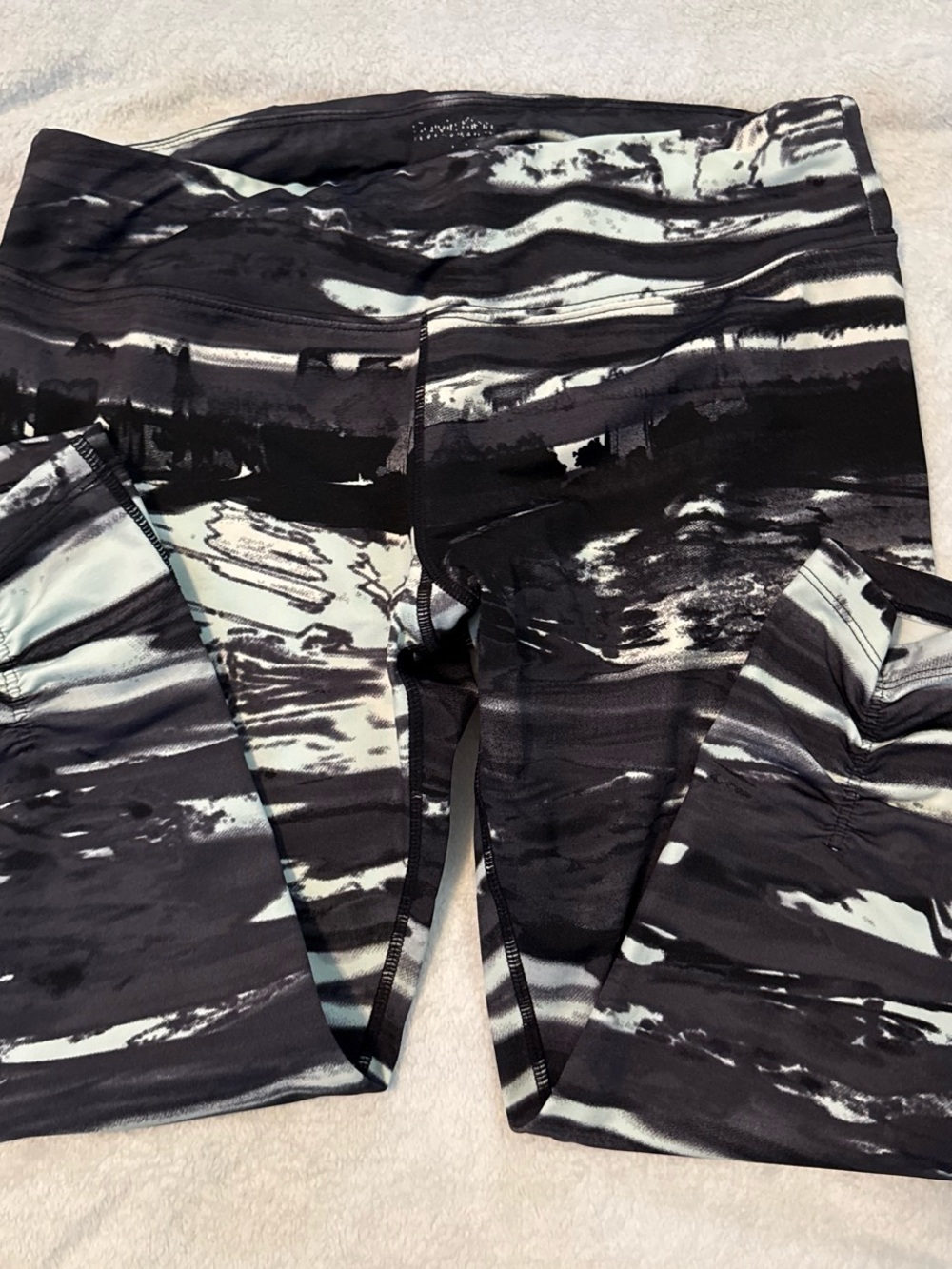 Calvin Klein Black & White Abstract Print Leggings